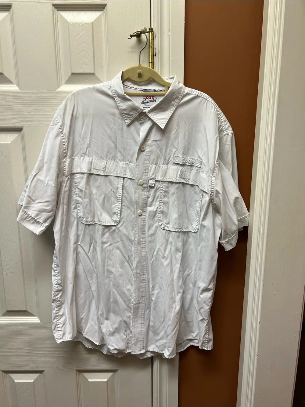 Izod White Surfcaster Polo-Style Short Sleeve Shirt